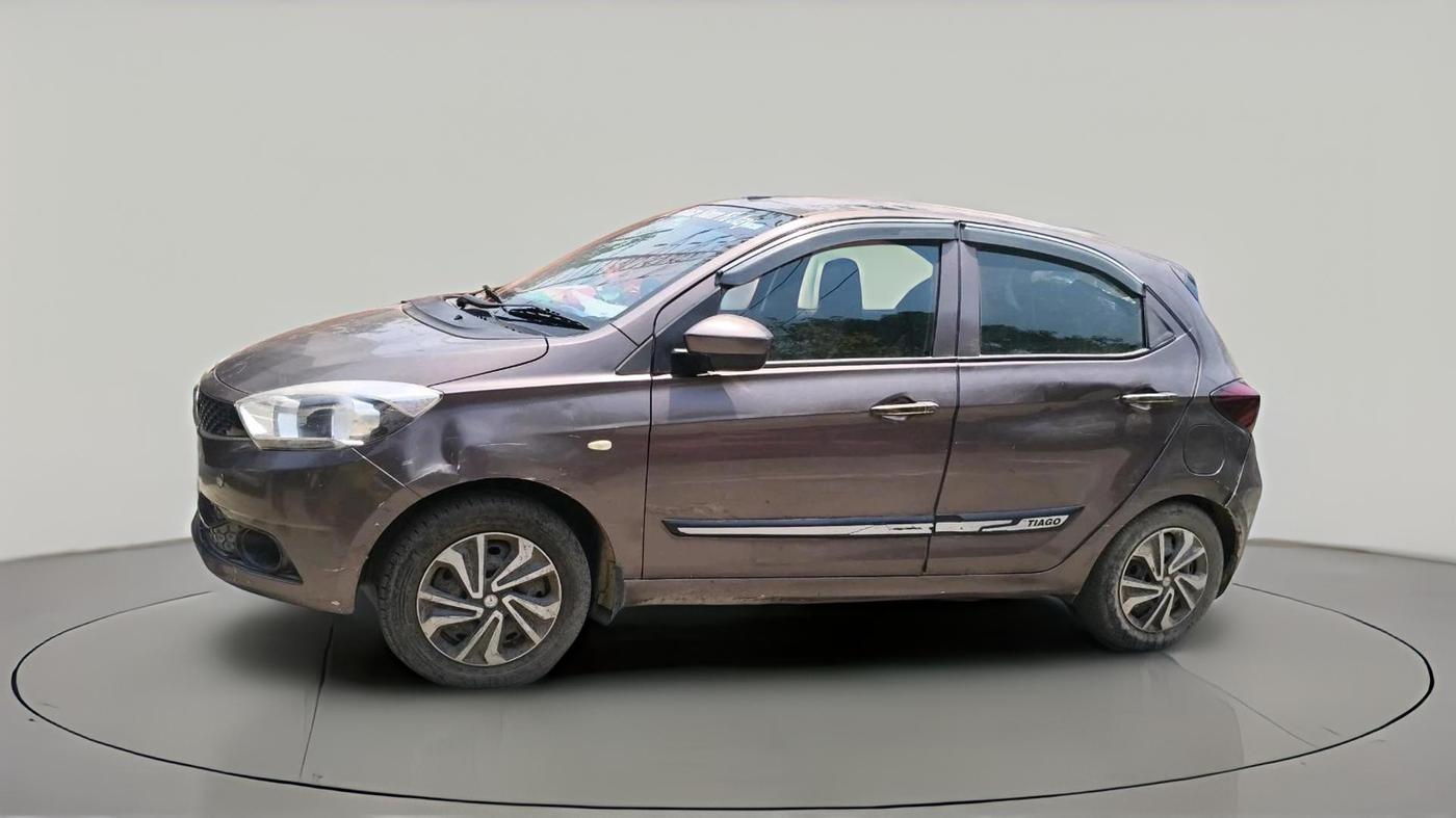 2017 Tata Tiago XT PETROL, CNG, Manual, 57,338 km, exterior