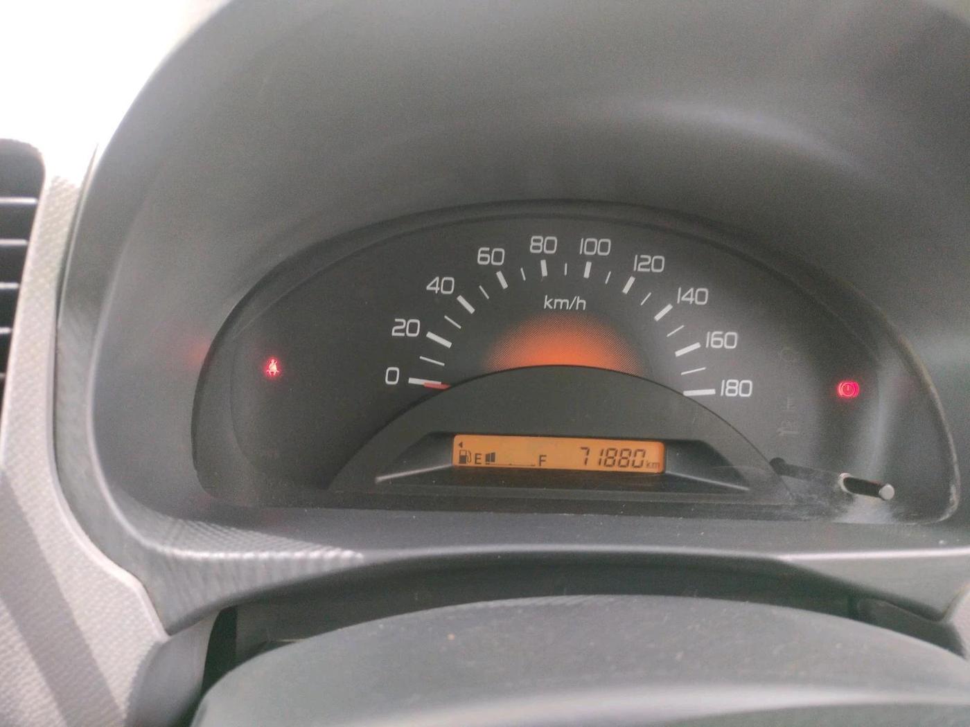 2012 Maruti Wagon R 1.0 LXI, CNG, Manual, 71,880 km, interior