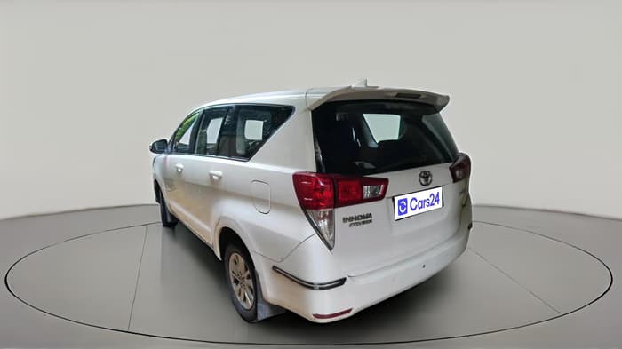 2016 Toyota Innova Crysta 2.4 GX 7 STR, Diesel, Manual, 2,00,692 km, exterior