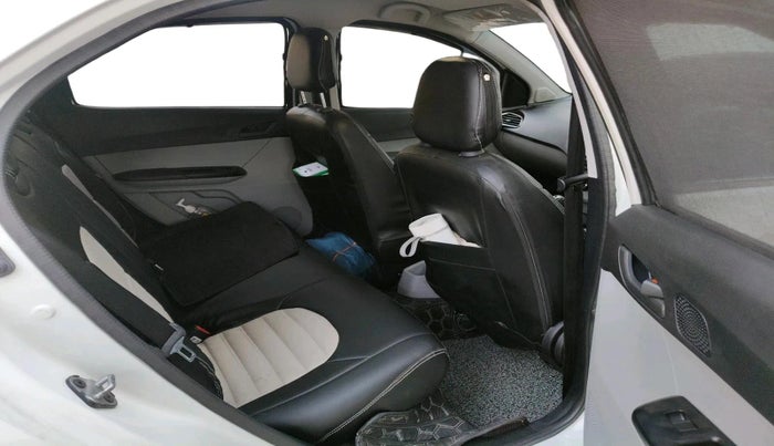 2024 Tata Tiago XT (O) PETROL, Petrol, Manual, 5,265 km, interior