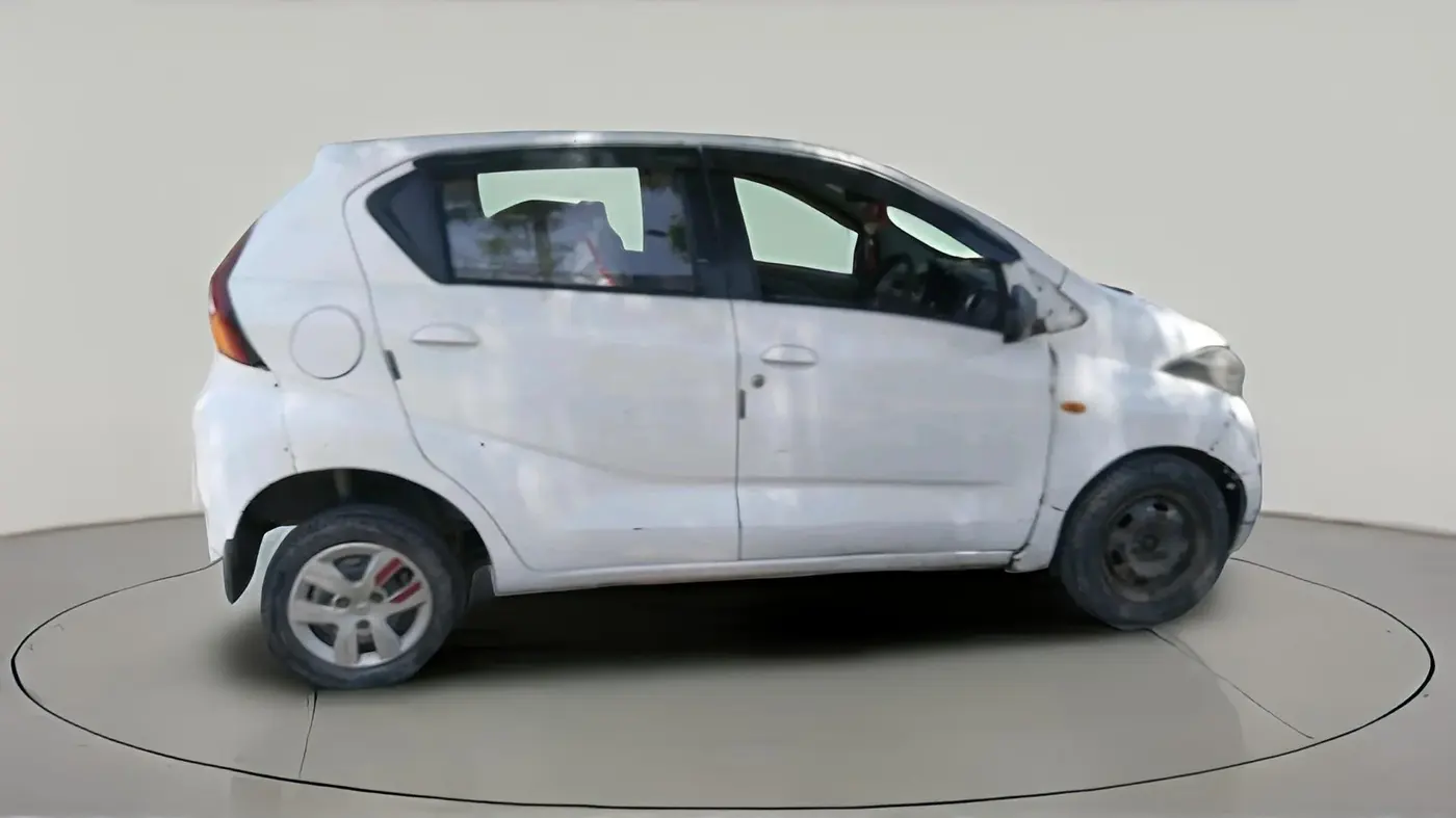 2017 Datsun Go T, Petrol, Manual, 1,16,476 km, exterior