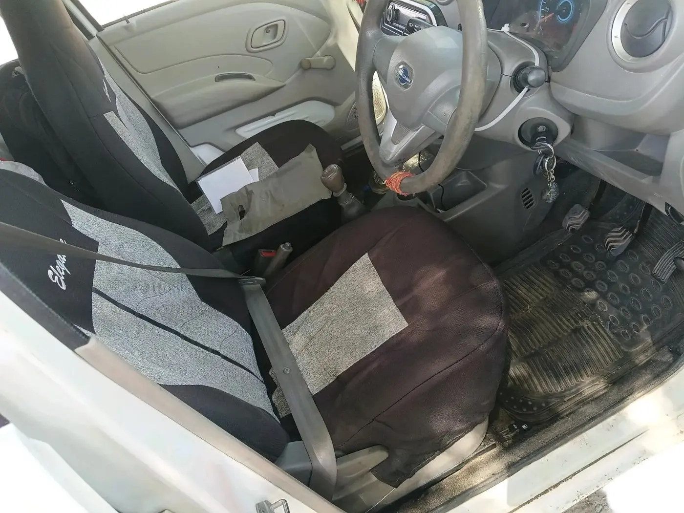 2017 Datsun Go T, Petrol, Manual, 1,16,476 km, interior