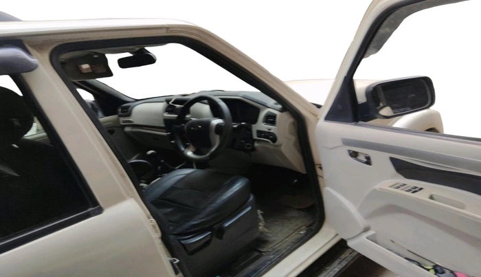 2017 Mahindra Scorpio S10 2WD INTELLI-HYBRID, Diesel, Manual, 1,87,736 km, interior