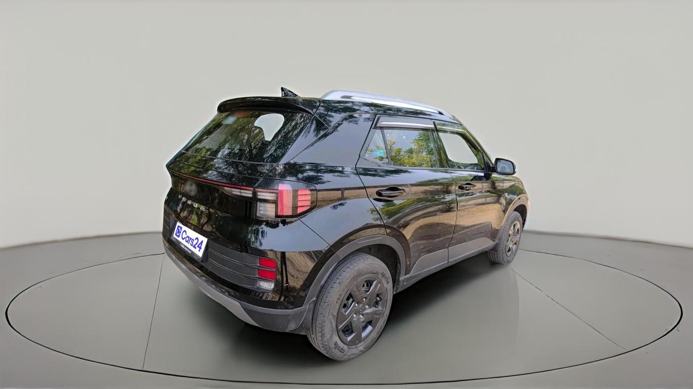 2023 Hyundai VENUE SX 1.2 PETROL, Petrol, Manual, 18,851 km, exterior