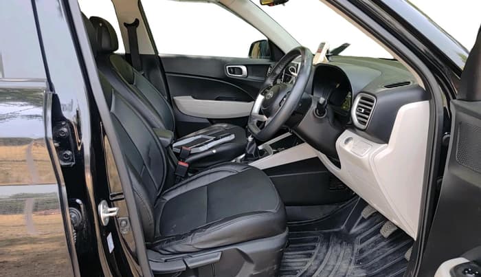 2023 Hyundai VENUE SX 1.2 PETROL, Petrol, Manual, 18,851 km, interior