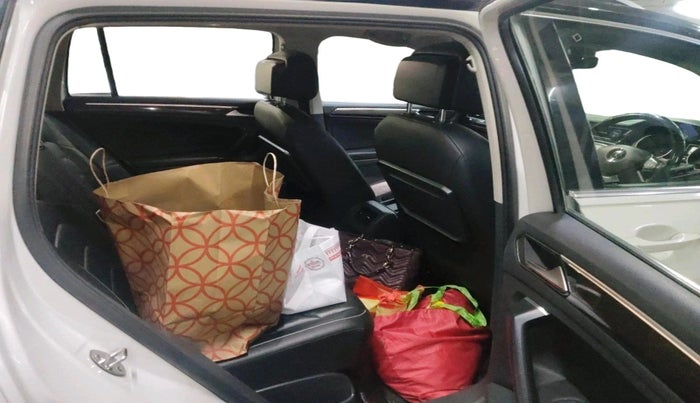 2018 Volkswagen TIGUAN HIGHLINE TDI AT, Diesel, Automatic, 1,28,654 km, interior