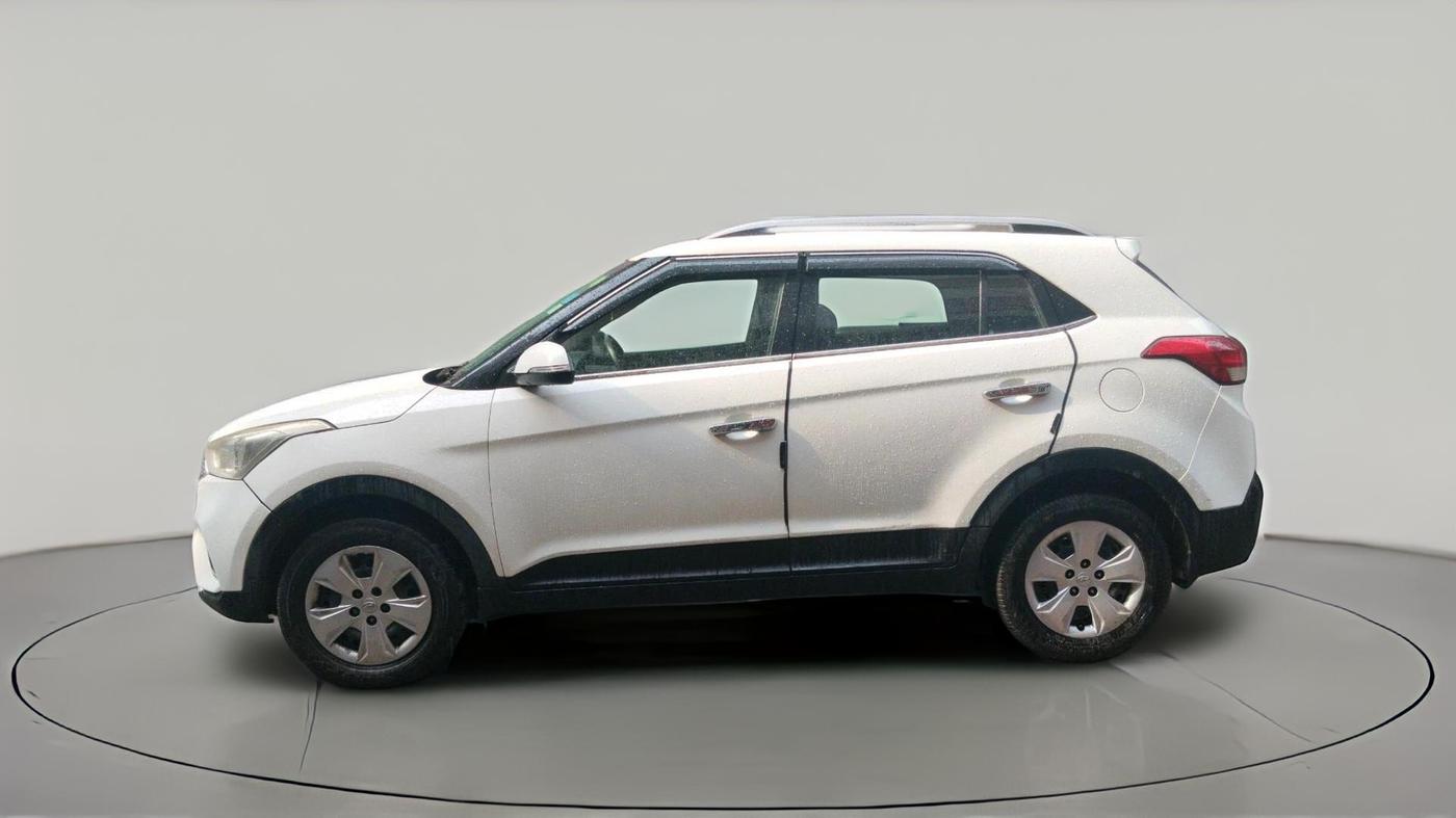 2017 Hyundai Creta E PLUS 1.6 PETROL, CNG, Manual, 82,793 km, exterior
