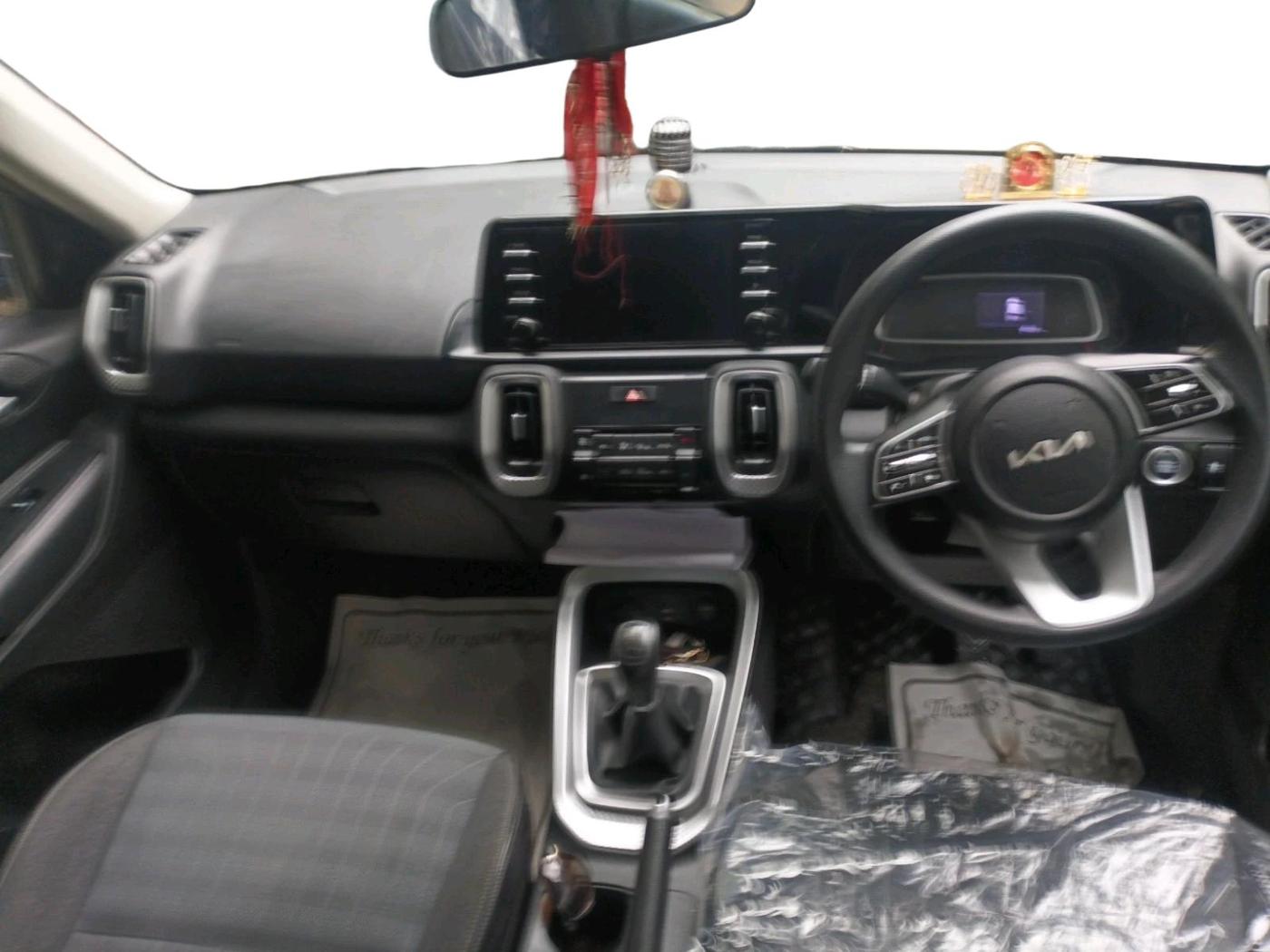 2022 KIA SONET HTK PLUS 1.0 IMT, Petrol, Manual, 43,000 km, interior