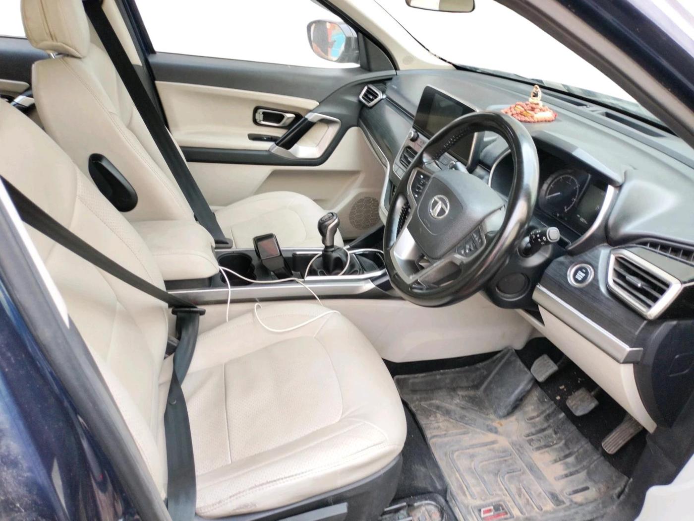 2021 Tata Safari XT PLUS, Diesel, Manual, 71,500 km, interior