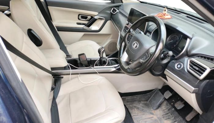 2021 Tata Safari XT PLUS, Diesel, Manual, 68,254 km, interior