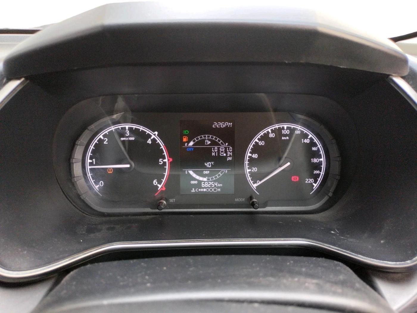 2021 Tata Safari XT PLUS, Diesel, Manual, 71,500 km, interior