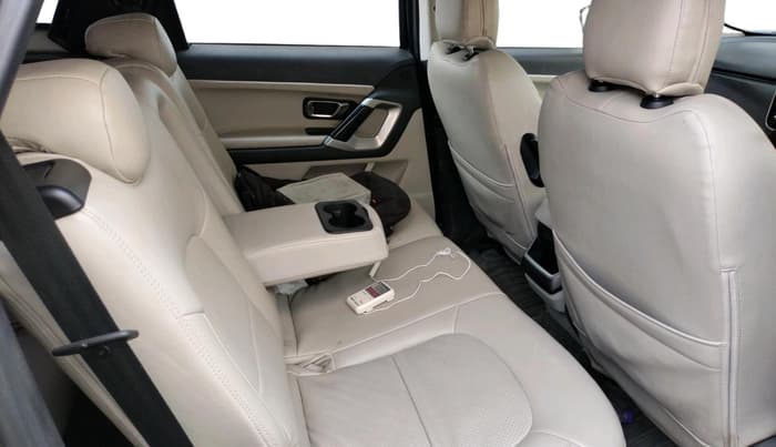 2021 Tata Safari XT PLUS, Diesel, Manual, 68,254 km, interior