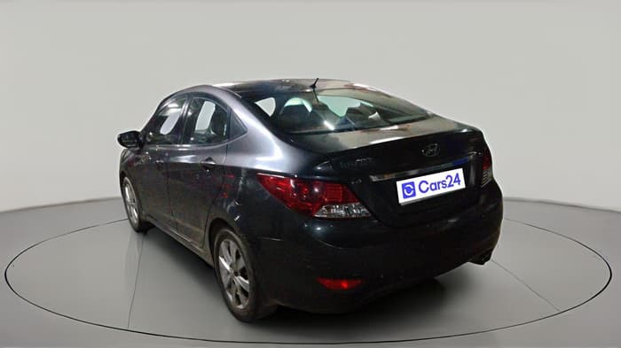 2012 Hyundai Verna FLUIDIC 1.6 VTVT SX, CNG, Manual, 1,70,459 km, exterior