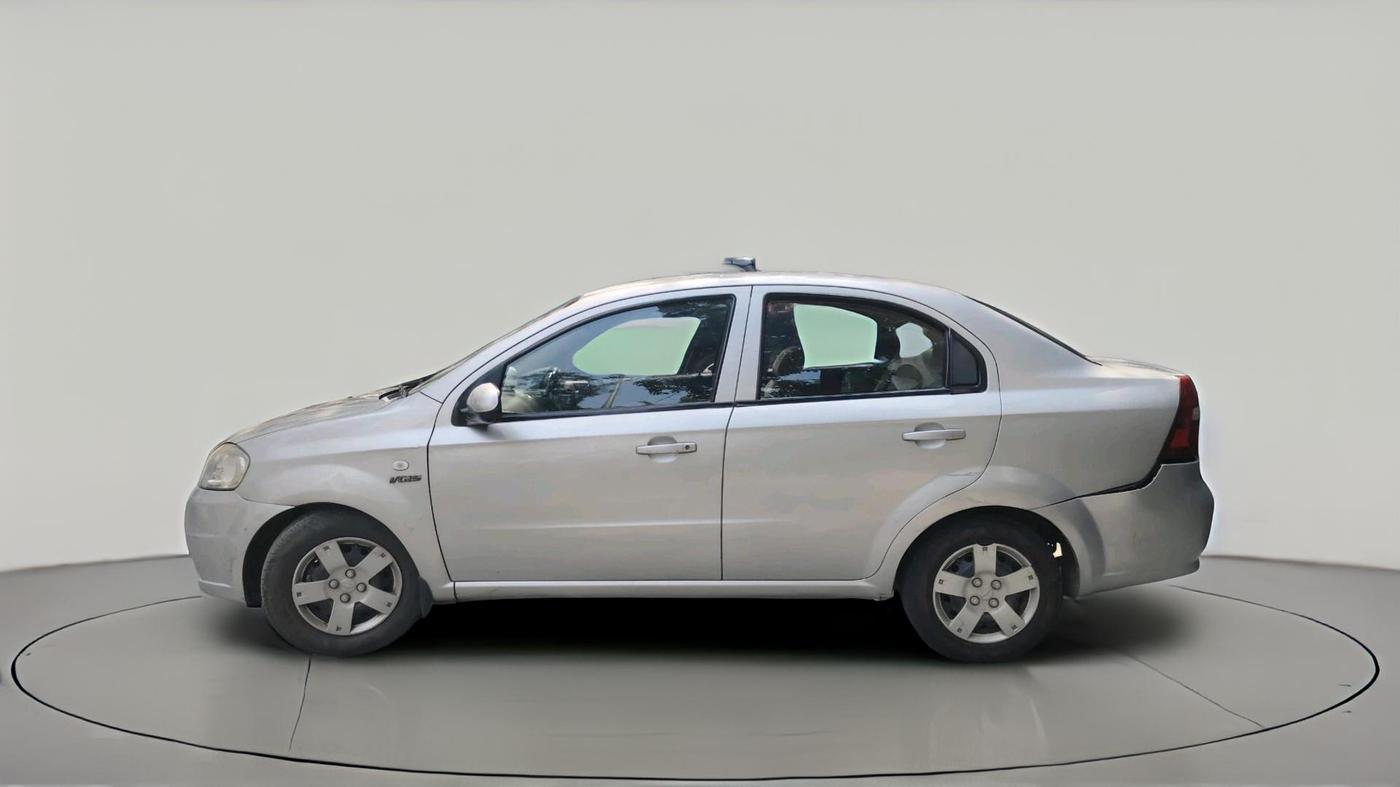 2011 Chevrolet Aveo LS 1.4, CNG, Manual, 1,28,775 km, exterior