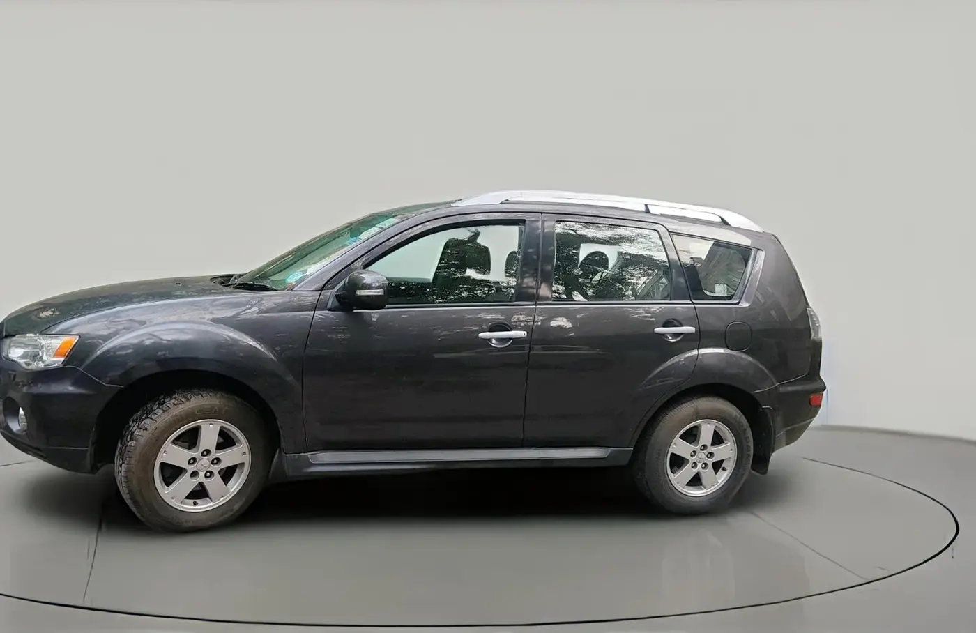 2011 Mitsubishi Outlander 2.4 MIVEC, Petrol, Automatic, 42,609 km, exterior