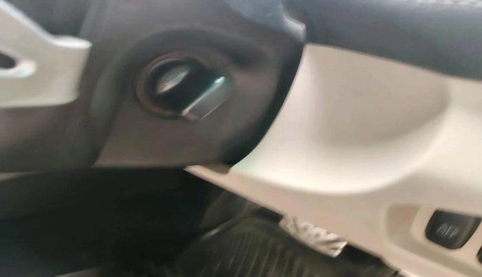 2011 Mitsubishi Outlander 2.4 MIVEC, Petrol, Automatic, 42,609 km, interior