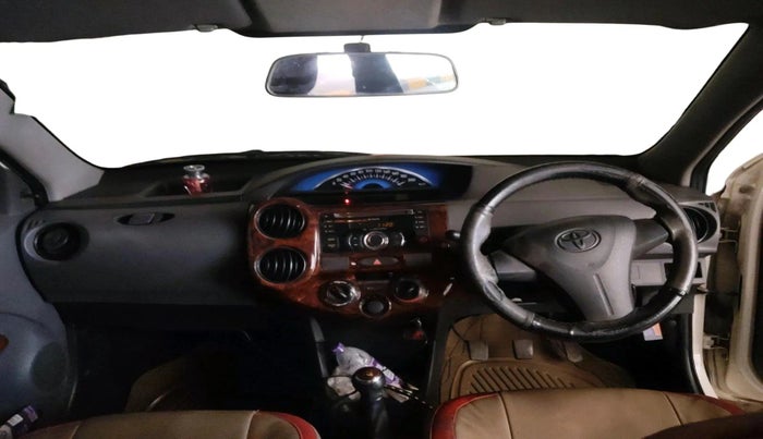 2013 Toyota Etios G, Petrol, Manual, 85,594 km, interior