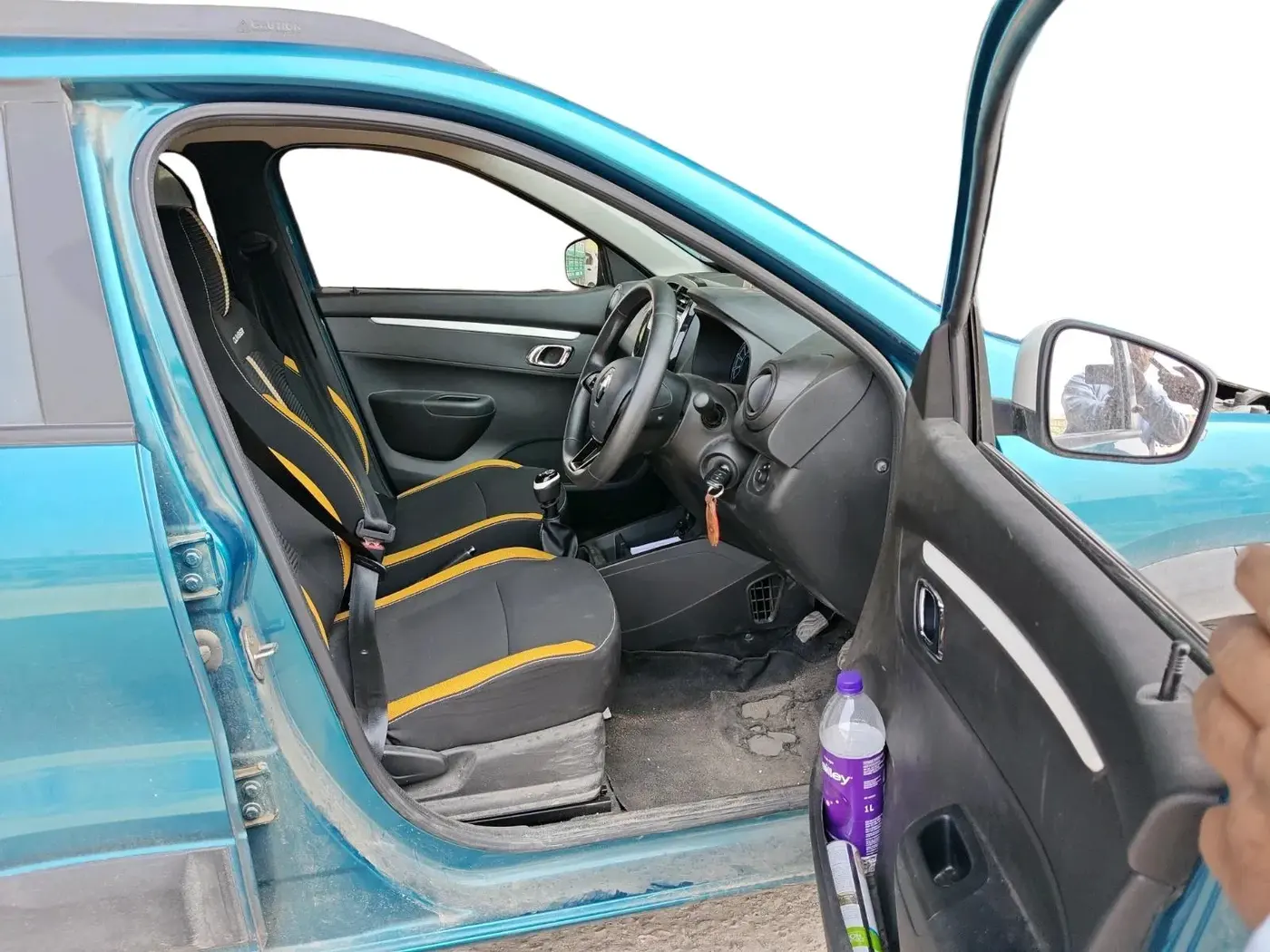 2024 Renault Kwid CLIMBER MT 1.0, Petrol, Manual, 4,195 km, interior