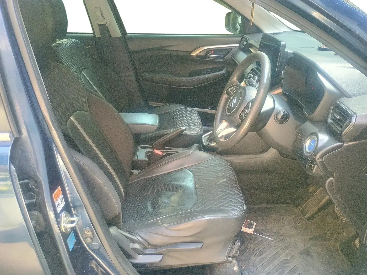 2022 Maruti Grand Vitara ZETA PLUS  HYBRID ECVT, Hybrid, Automatic, 1,31,694 km, interior