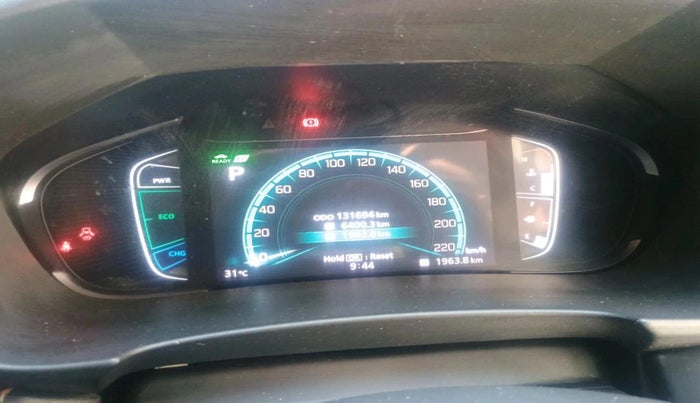 2022 Maruti Grand Vitara ZETA PLUS  HYBRID ECVT, Hybrid, Automatic, 1,31,694 km, interior