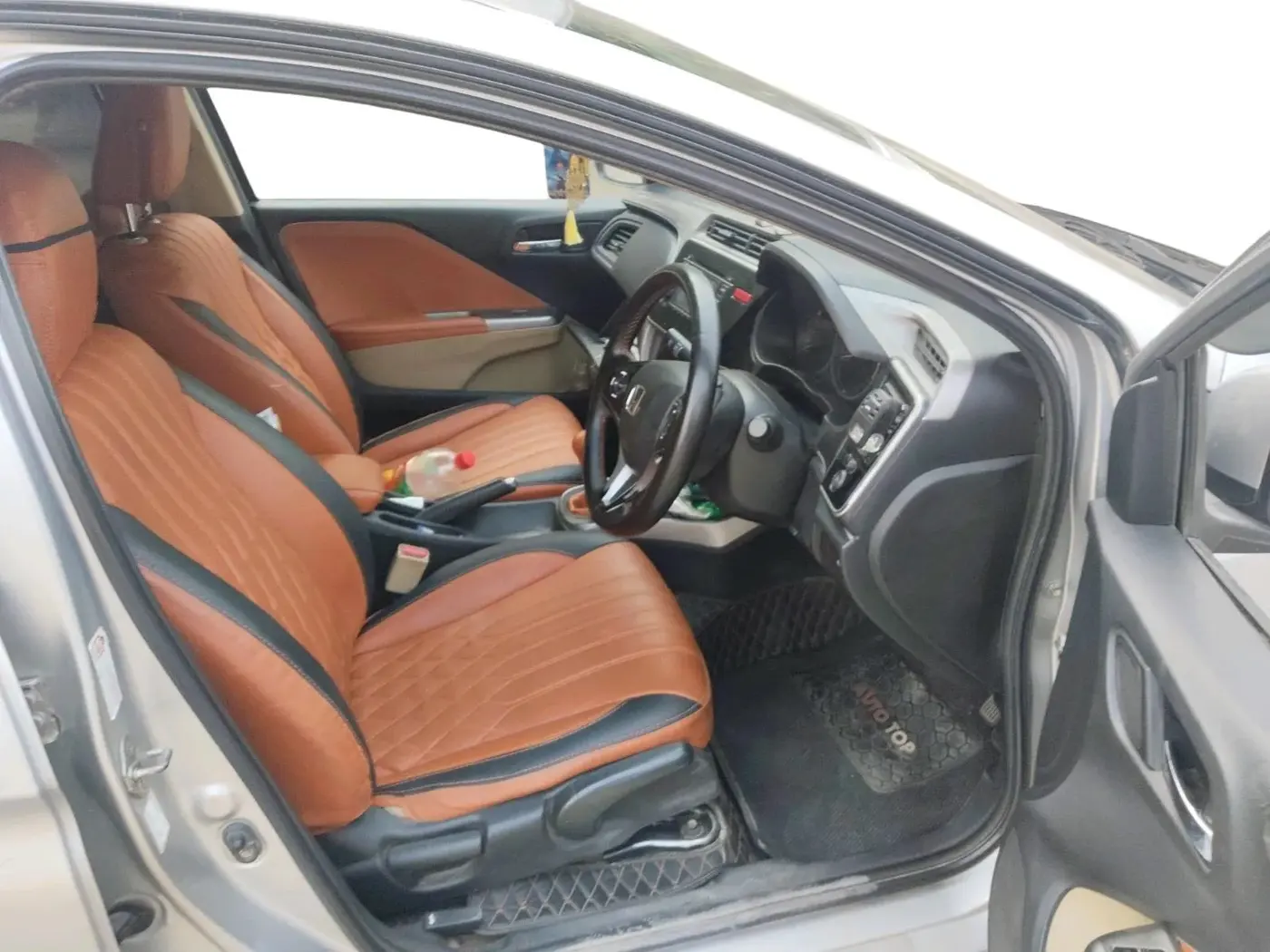 2016 Honda City 1.5L I-DTEC VX, Diesel, Manual, 1,27,029 km, interior