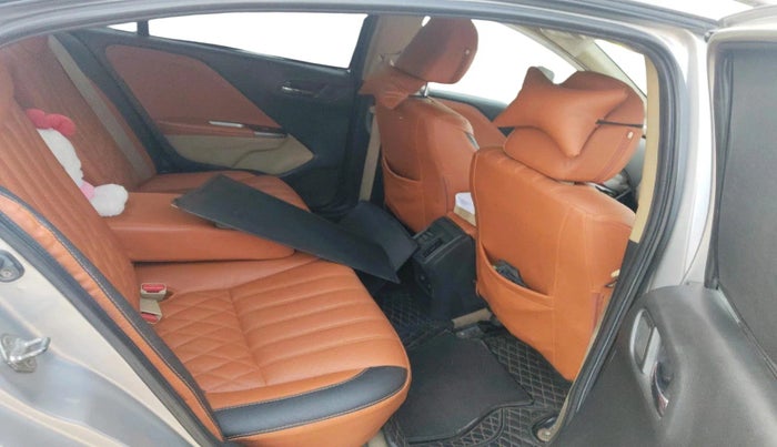 2016 Honda City 1.5L I-DTEC VX, Diesel, Manual, 1,27,029 km, interior