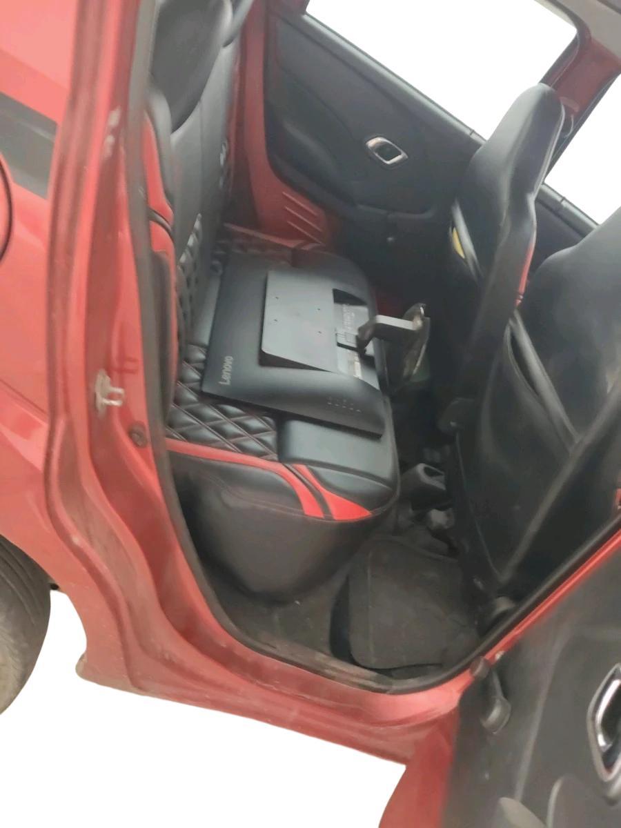 2018 Datsun Redi Go T(O) 1.0L LIMITED EDITION, Petrol, Manual, 77,094 km, interior