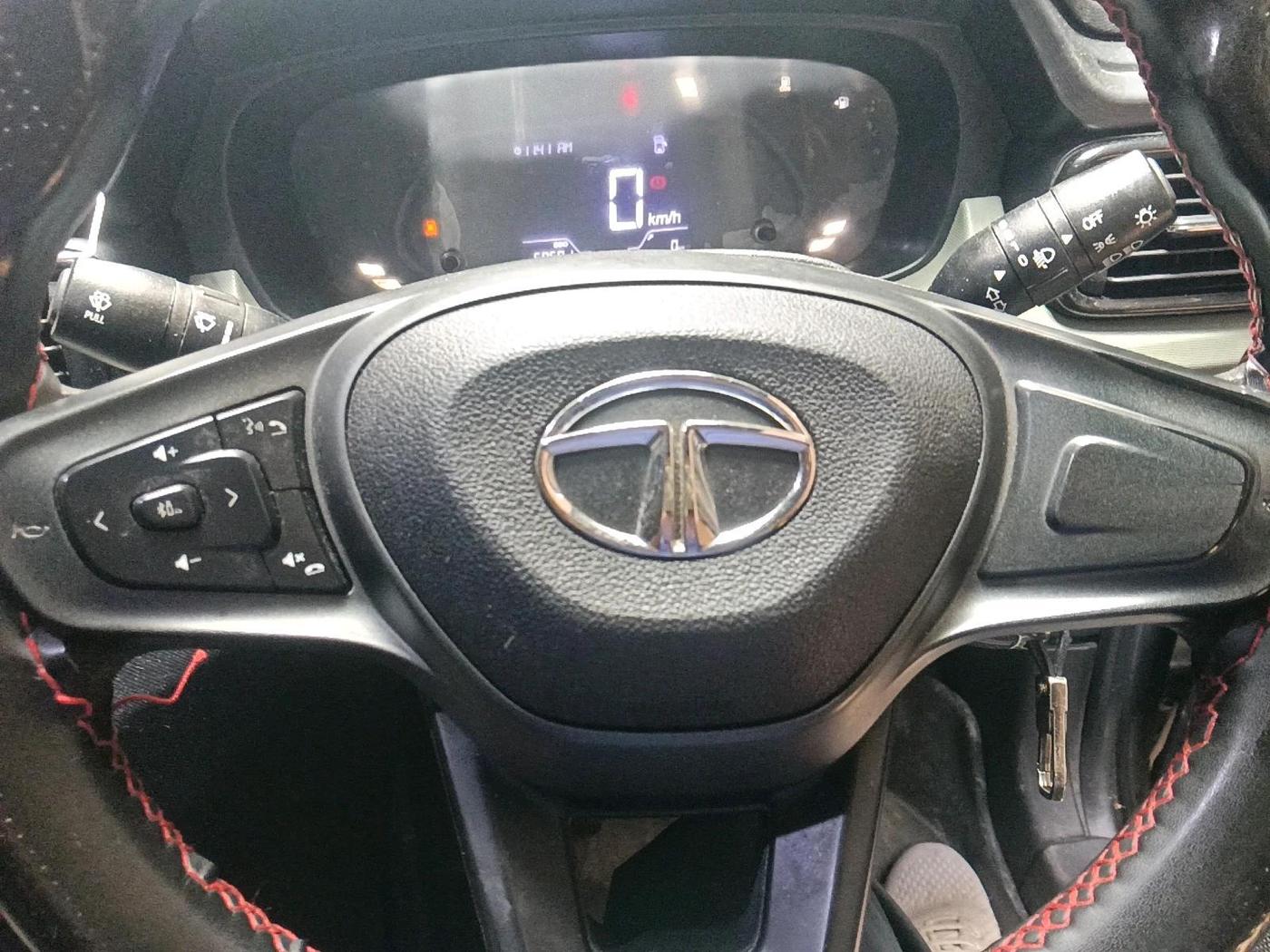 2023 Tata PUNCH ADVENTURE MT CNG , CNG, Manual, 68,593 km, interior