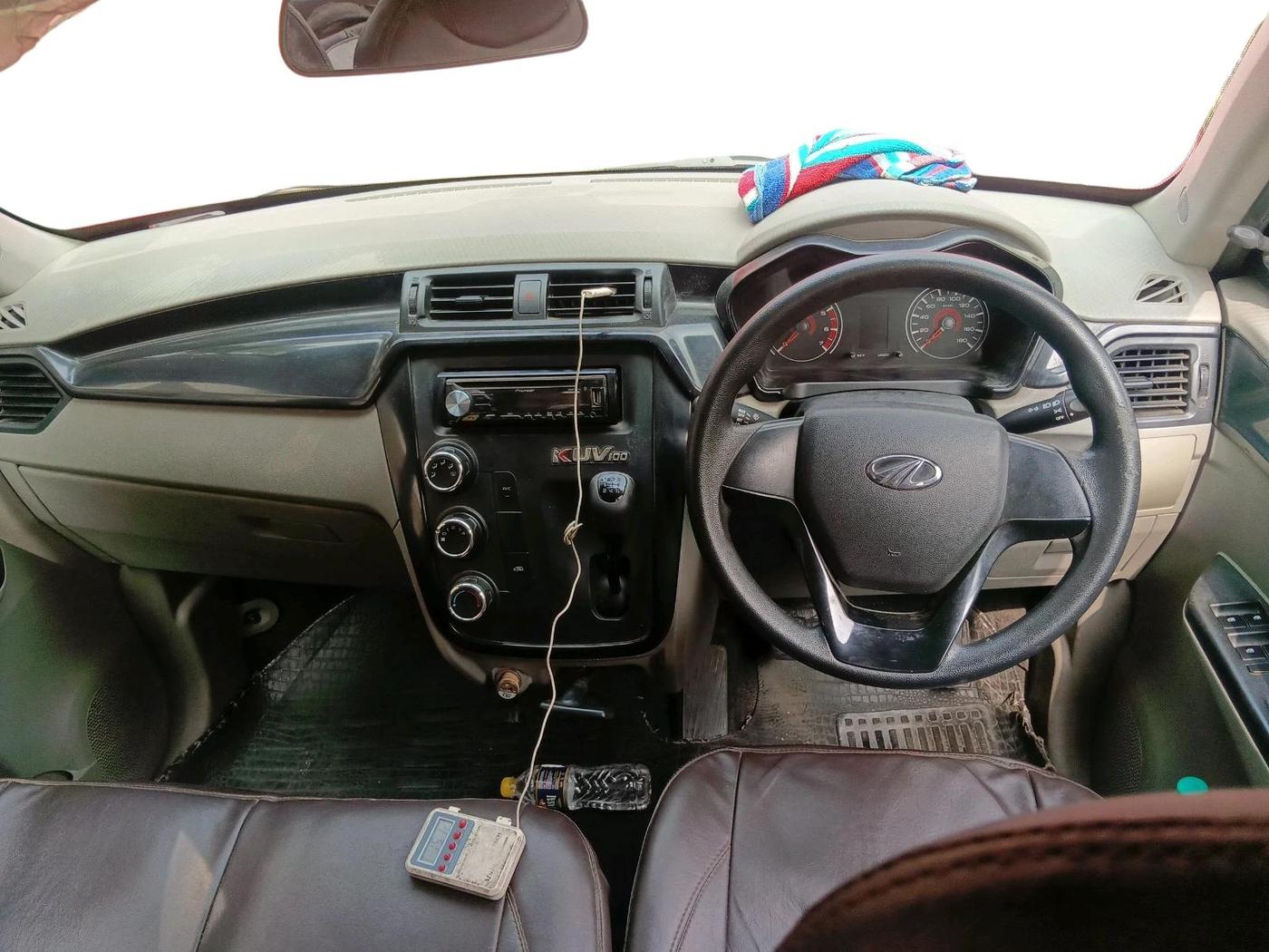 2017 Mahindra Kuv100 K4 D 6 STR, Diesel, Manual, 49,376 km, interior