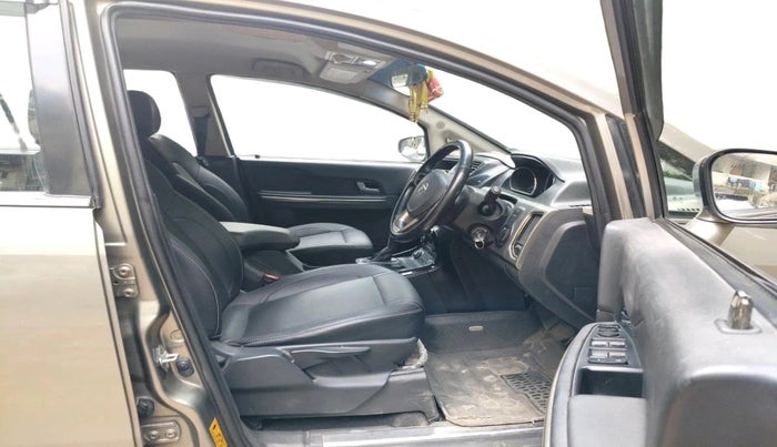 2018 Tata Hexa XTA 4X2 6 STR, Diesel, Automatic, 78,734 km, interior