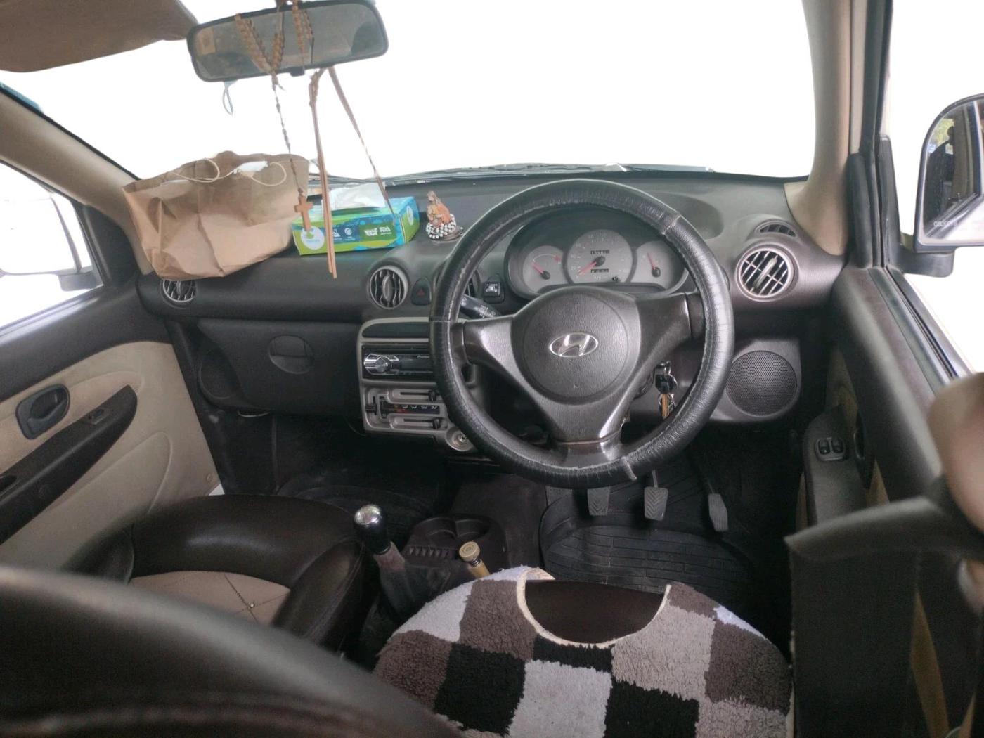 2013 Hyundai Santro Xing GL PLUS, CNG, Manual, 1,39,811 km, interior