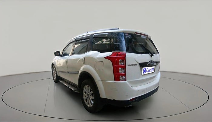 2017 Mahindra XUV500 W10 AT, Diesel, Automatic, 1,17,312 km, exterior