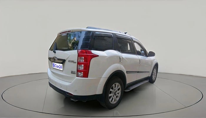 2017 Mahindra XUV500 W10 AT, Diesel, Automatic, 1,17,312 km, exterior