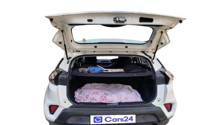 2021 Tata NEXON XM PETROL, Petrol, Manual, 40,796 km, exterior