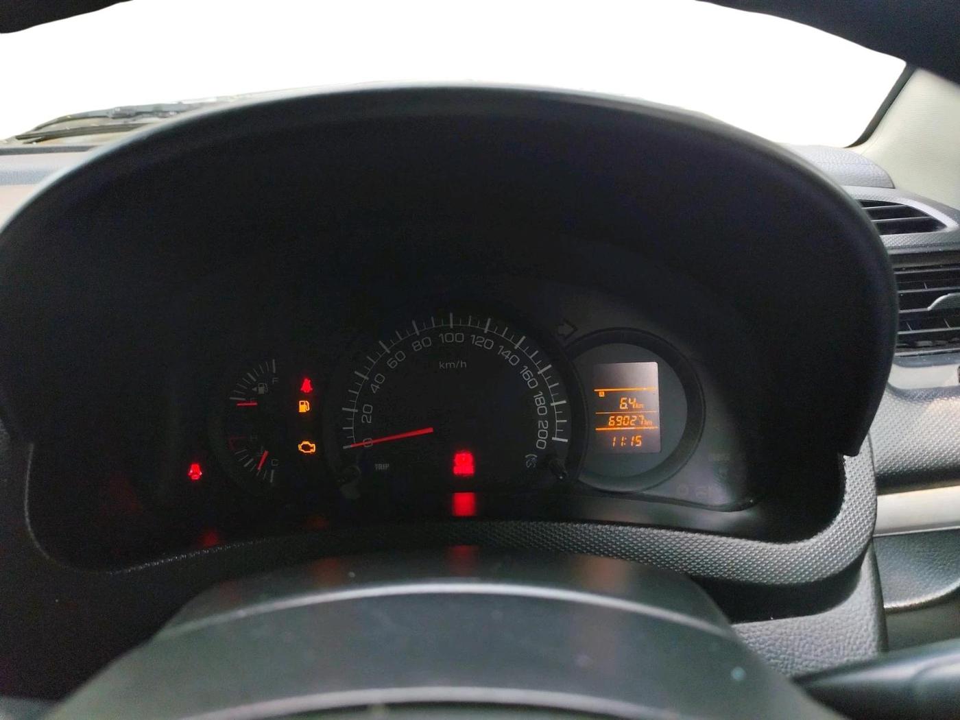 2017 Maruti Swift LXI (O), CNG, Manual, 69,027 km, interior
