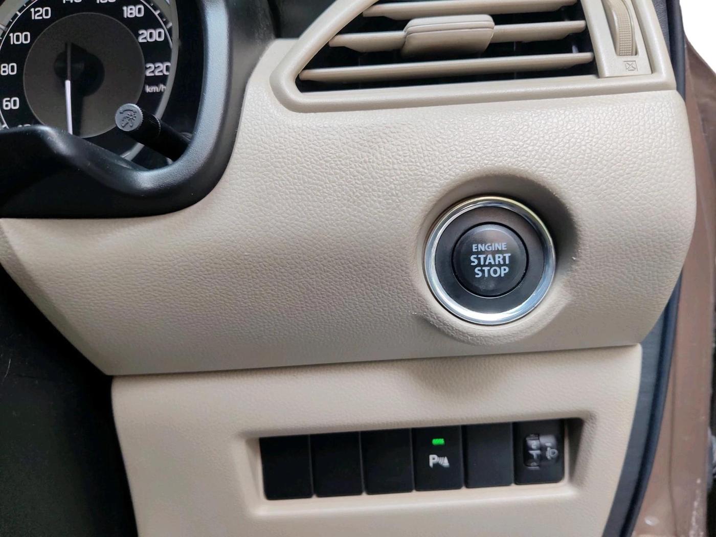 2018 Maruti Dzire ZXI, Petrol, Manual, 46,696 km, interior