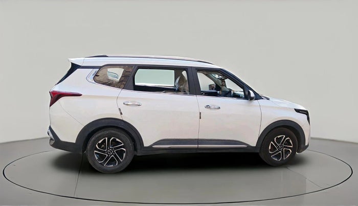 2022 KIA CARENS LUXURY 1.4 PETROL 7 STR, Petrol, Manual, 35,385 km, exterior