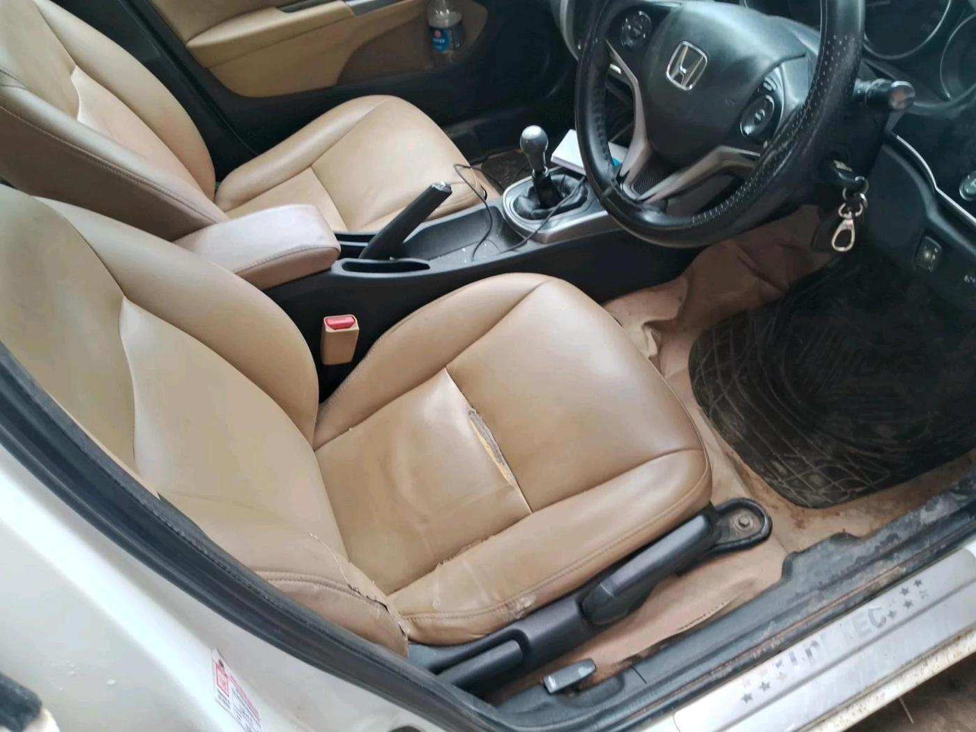 2016 Honda City 1.5L I-VTEC V MT, CNG, Manual, 1,26,033 km, interior