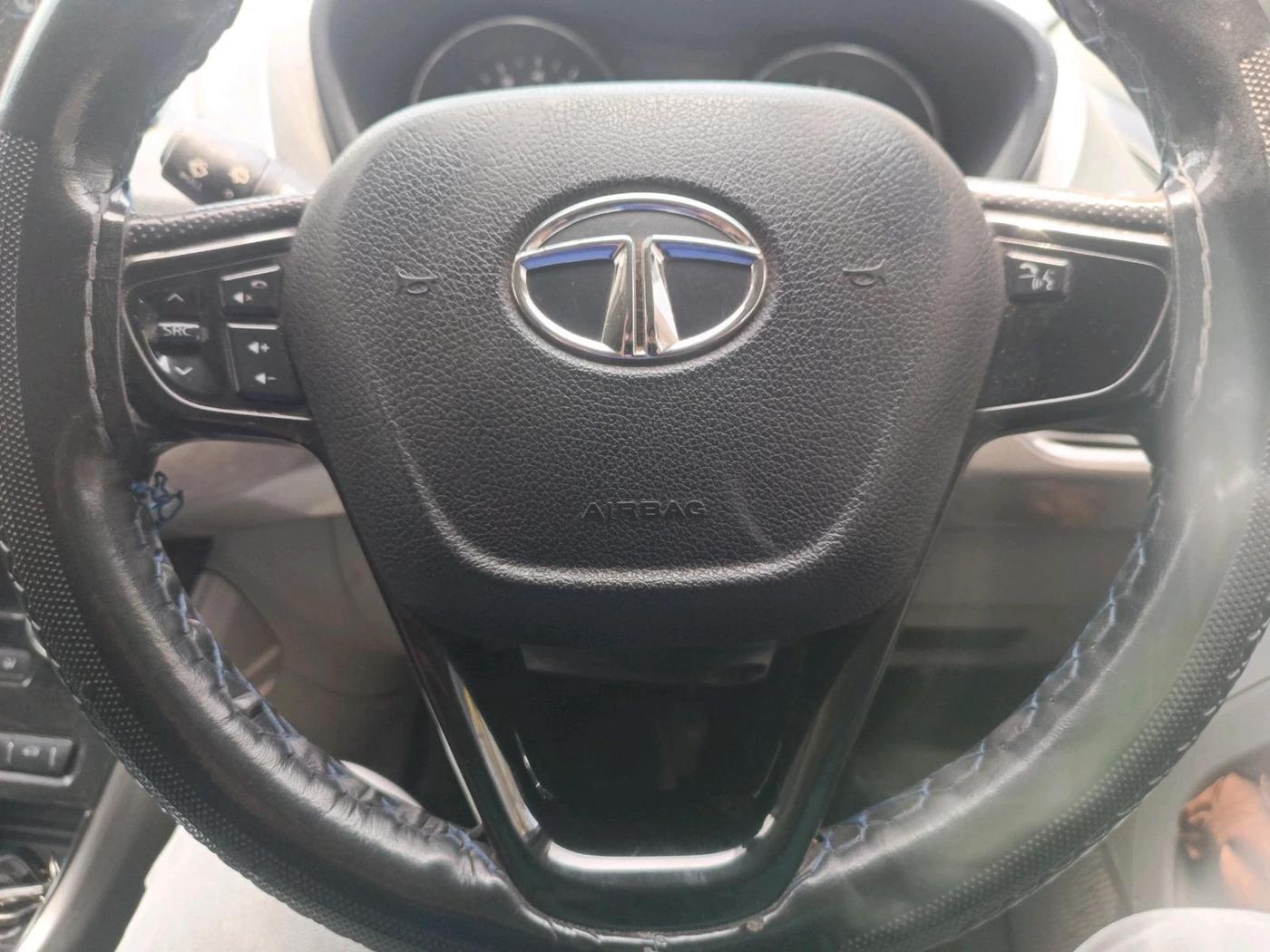 2018 Tata NEXON XZA PLUS PETROL, Petrol, Automatic, 51,204 km, interior