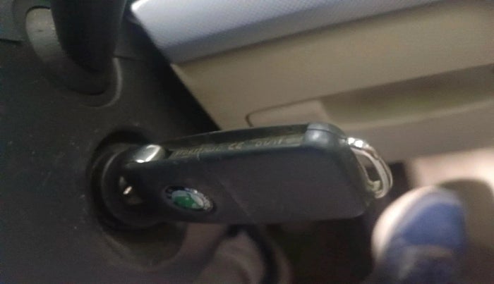 2011 Skoda Laura ACTIVE 1.8 TSI, Petrol, Manual, 48,887 km, interior