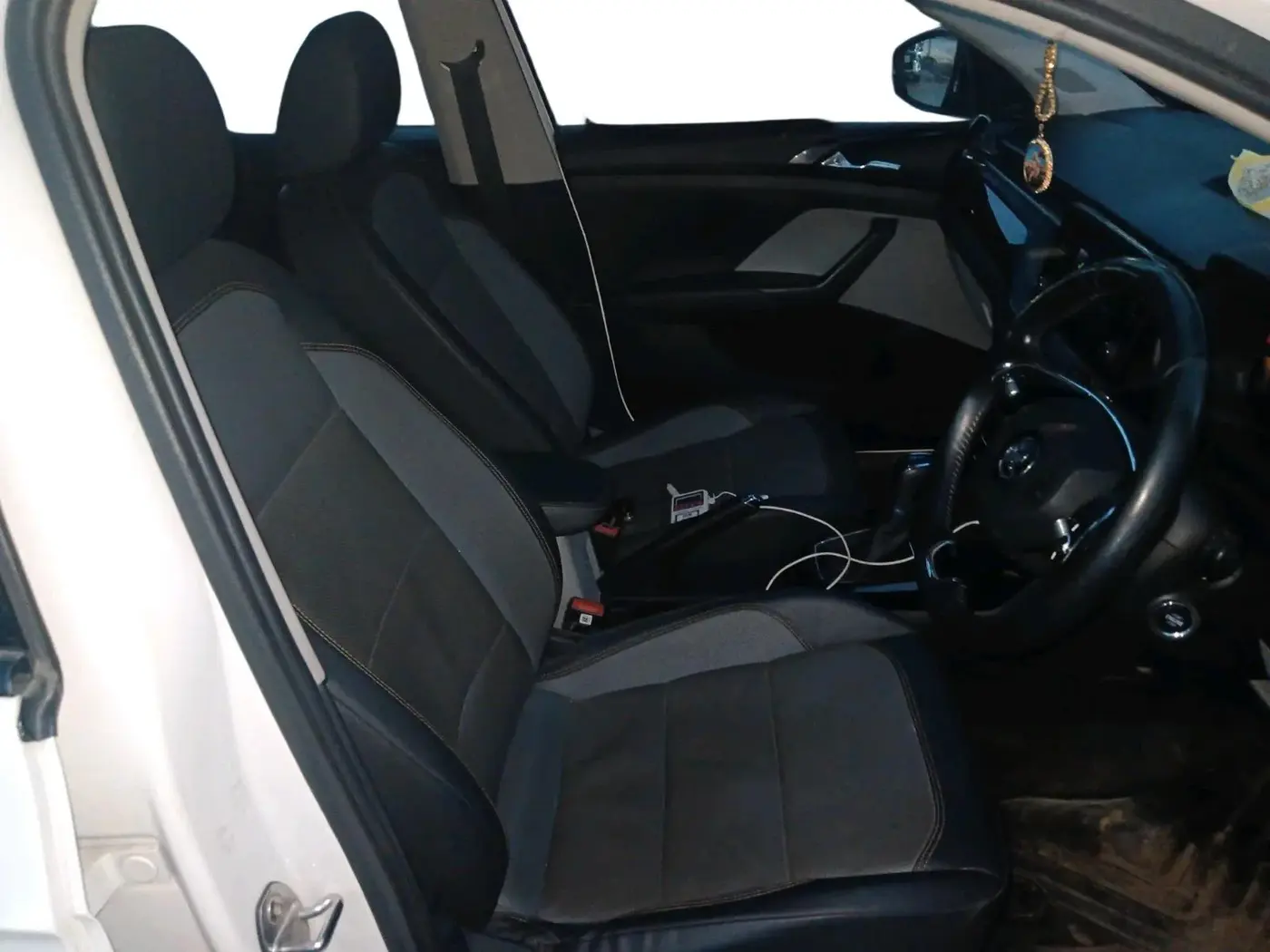 2023 Skoda KUSHAQ STYLE 1.5L TSI DSG, Petrol, Automatic, 33,921 km, interior