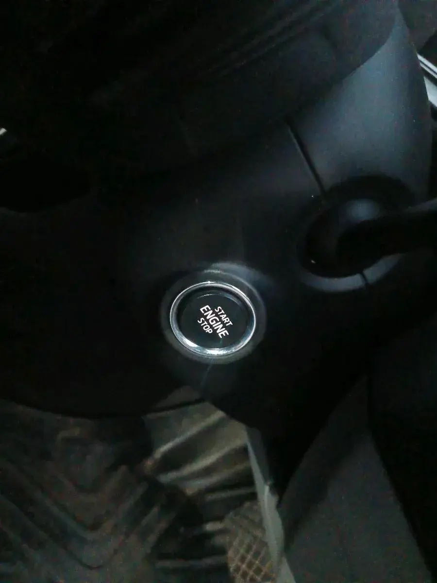 2023 Skoda KUSHAQ STYLE 1.5L TSI DSG, Petrol, Automatic, 33,921 km, interior