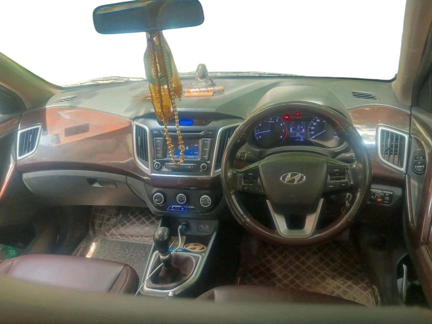 2018 Hyundai Creta E PLUS 1.6 PETROL, CNG, Manual, 1,17,138 km, interior