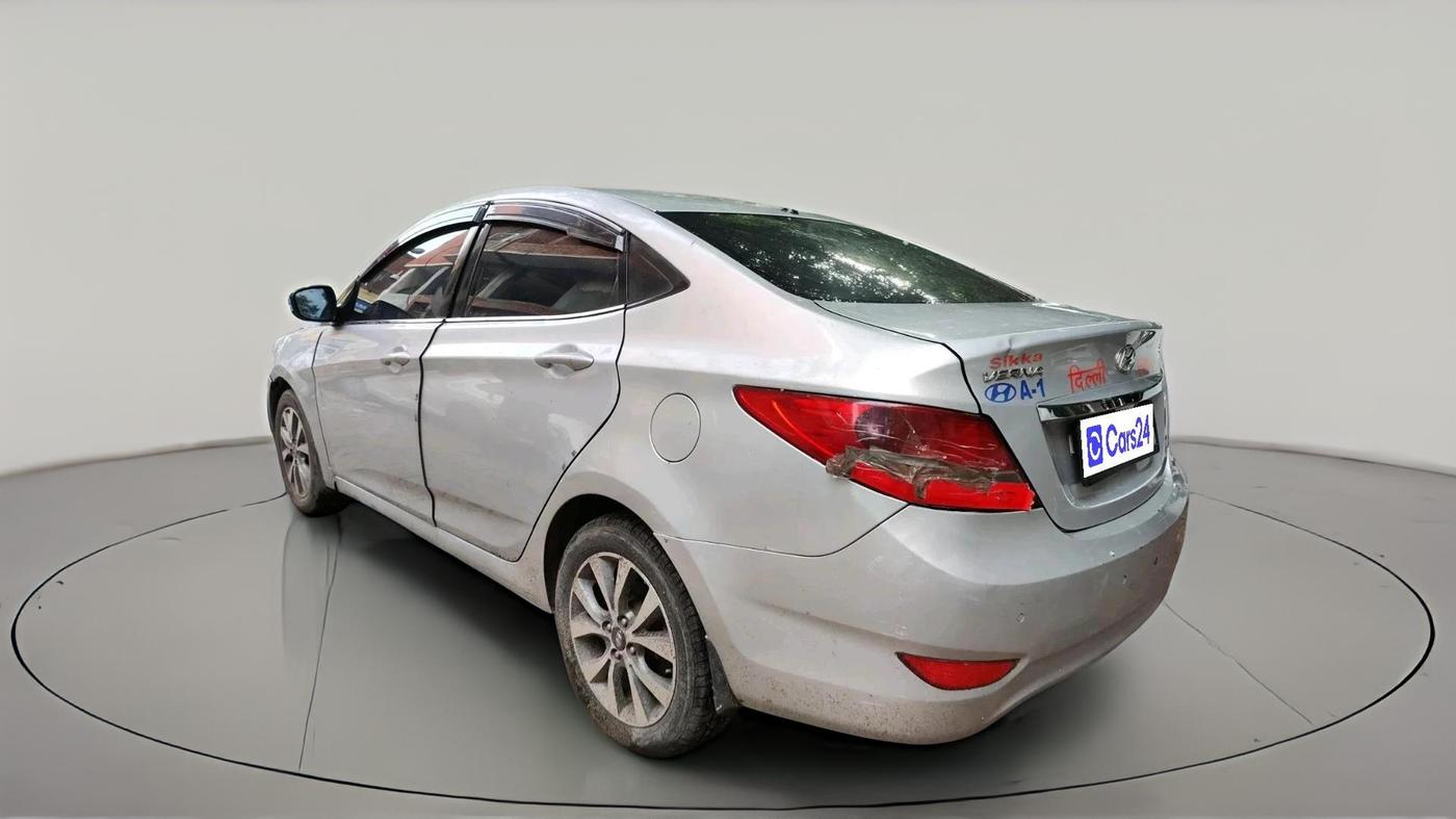 2013 Hyundai Verna FLUIDIC 1.6 VTVT, CNG, Manual, 75,327 km, exterior