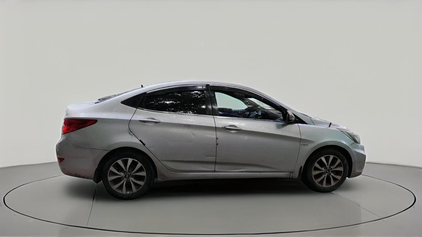 2013 Hyundai Verna FLUIDIC 1.6 VTVT, CNG, Manual, 75,327 km, exterior