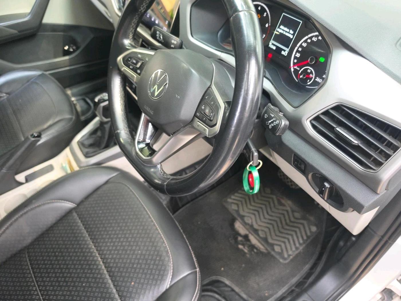 2021 Volkswagen TAIGUN HIGHLINE 1.0 TSI AT, Petrol, Automatic, 1,13,546 km, interior