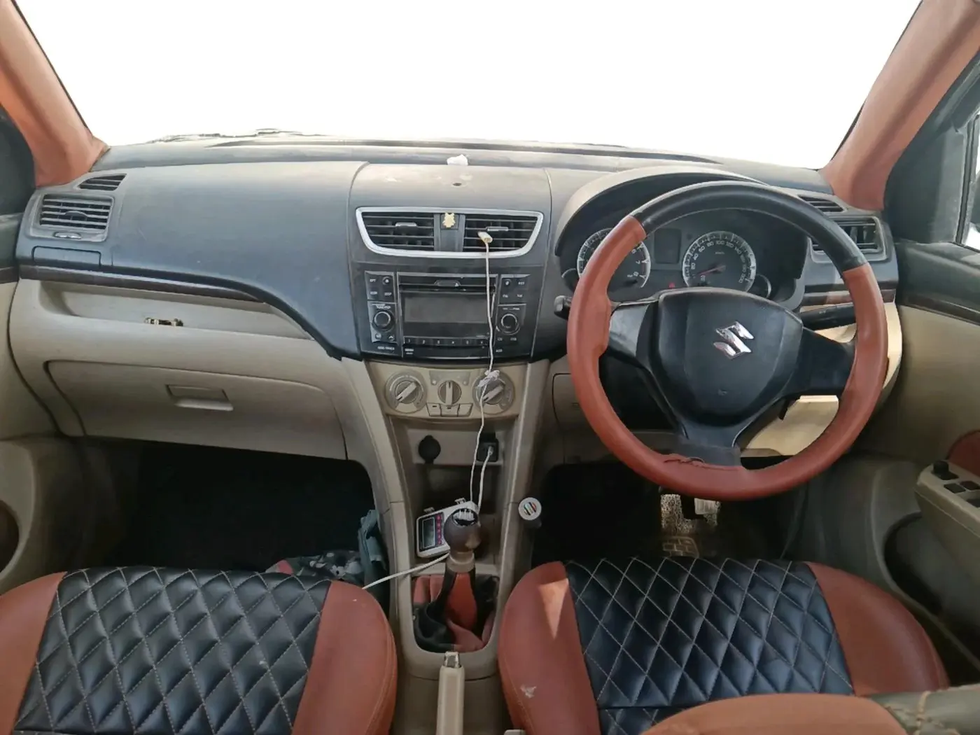 2015 Maruti Swift Dzire LXI, CNG, Manual, 48,827 km, interior