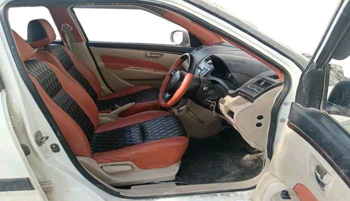 2015 Maruti Swift Dzire LXI, CNG, Manual, 48,827 km, interior