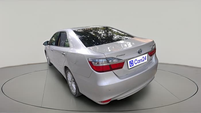 2017 Toyota Camry HYBRID, Hybrid, Automatic, 2,08,823 km, exterior
