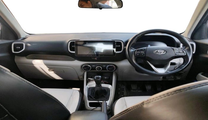 2023 Hyundai VENUE S(O) 1.2, Petrol, Manual, 32,084 km, interior